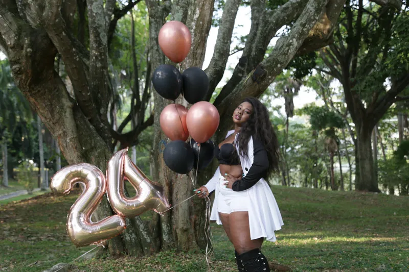 Live sex webcam photo for NaomiKing #5439570