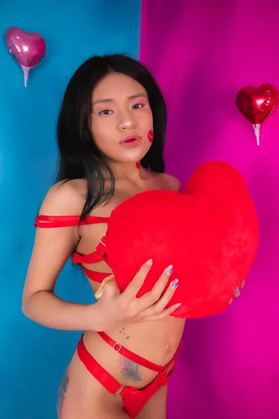 Live sex webcam photo for IriisYang #4088483