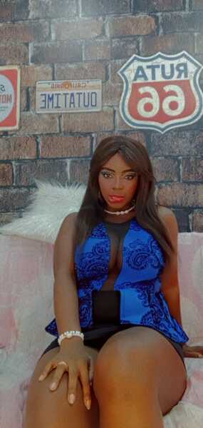 Live sex webcam photo for ElizaOlivery #4113473