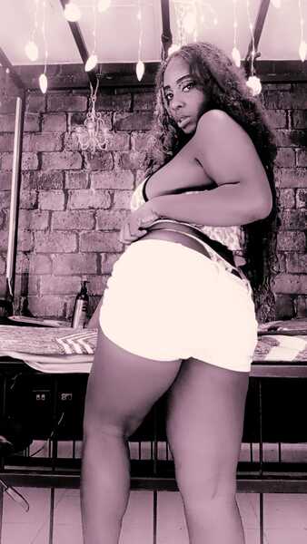 Live sex webcam photo for ElizaOlivery #4216976