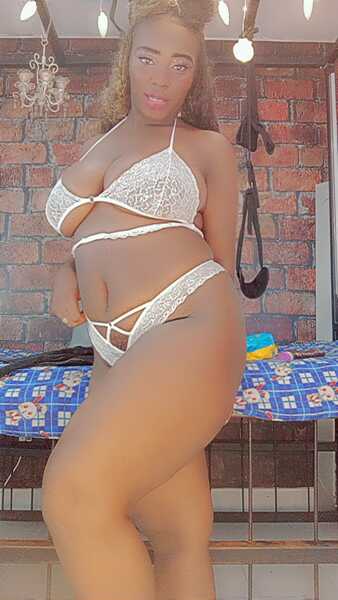 Live sex webcam photo for ElizaOlivery #4203700