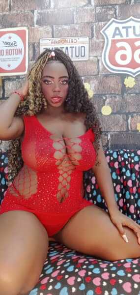 Live sex webcam photo for ElizaOlivery #4144100