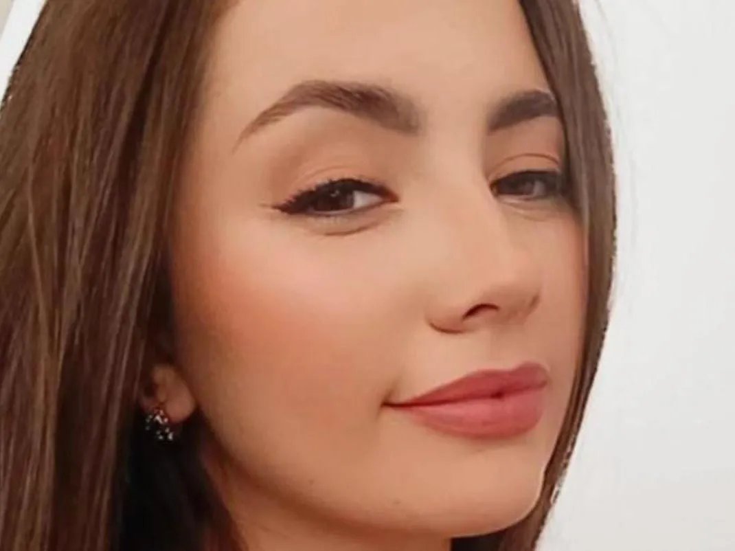 Live sex webcam photo for SofiaConnor #3502266