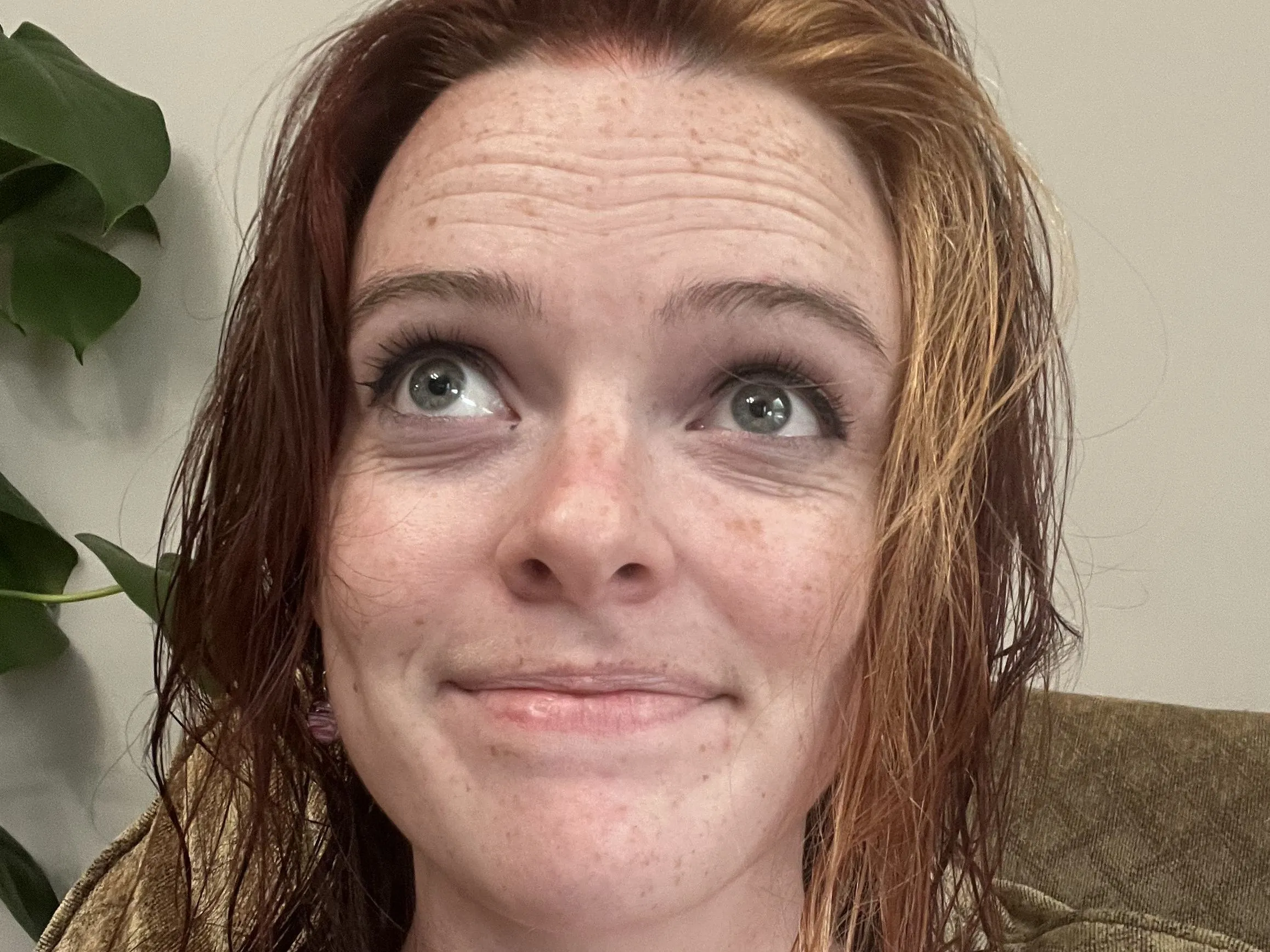 Live sex webcam photo for LuckyLily18 #3455701