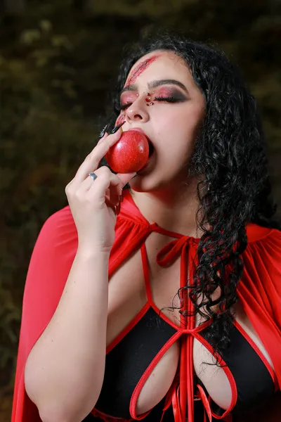 Live sex webcam photo for ScaarlettQuinn #3600930