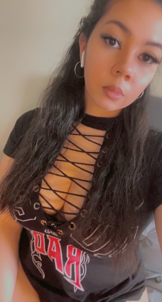 Live sex webcam photo for LotusFemme #3461920