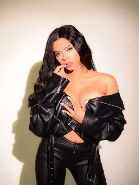 Live sex webcam photo for KimberlyHill #3455852