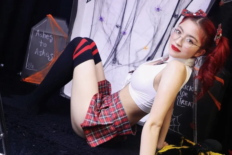 Live sex webcam photo for CloeCandy #3631574