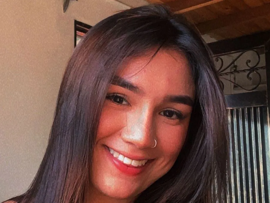 Live sex webcam photo for Andromeda21 #3459149