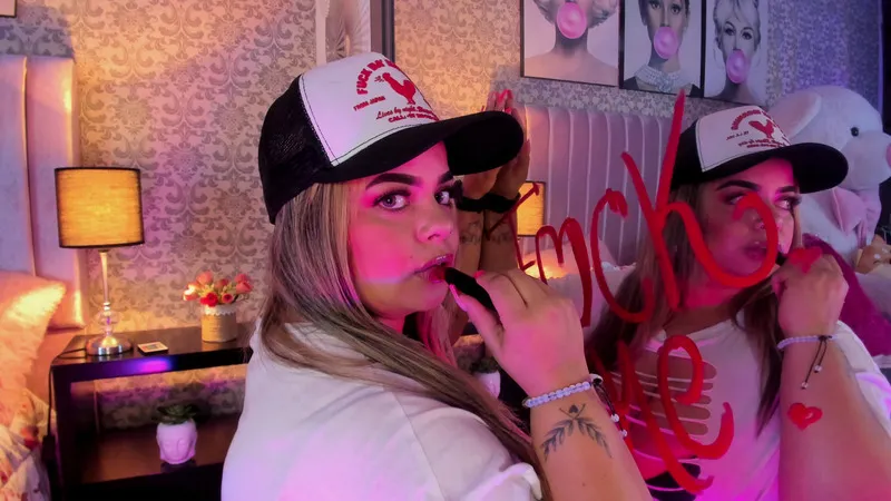 Live sex webcam photo for MiiahJoonness #4167729