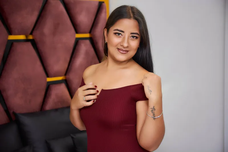 Live sex webcam photo for AlishaSmirnov #3502137