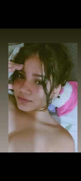 Live sex webcam photo for SusanLennox #3471473