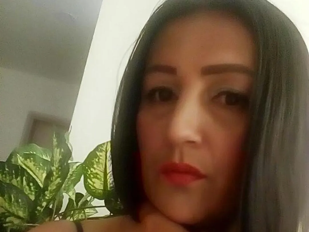Live sex webcam photo for karenmilf23 #3466527