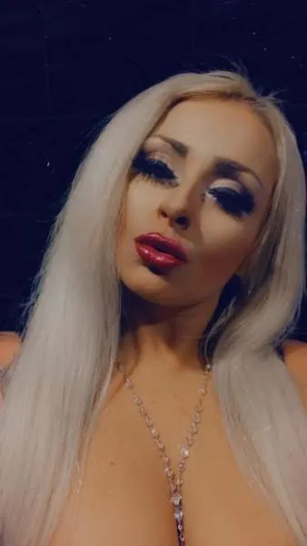Live sex webcam photo for chanelBronte #3510133