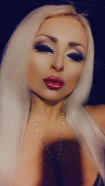 Live sex webcam photo for chanelBronte #3510135