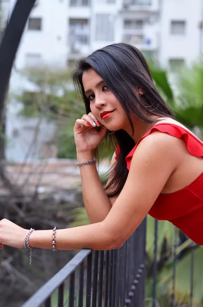 Live sex webcam photo for SerenaCooper #3467427