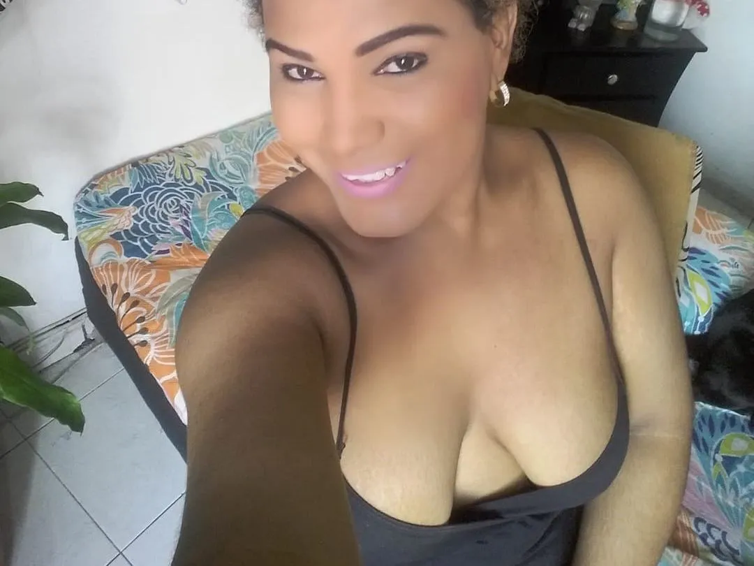 Live sex webcam photo for MarceBrown #4095269