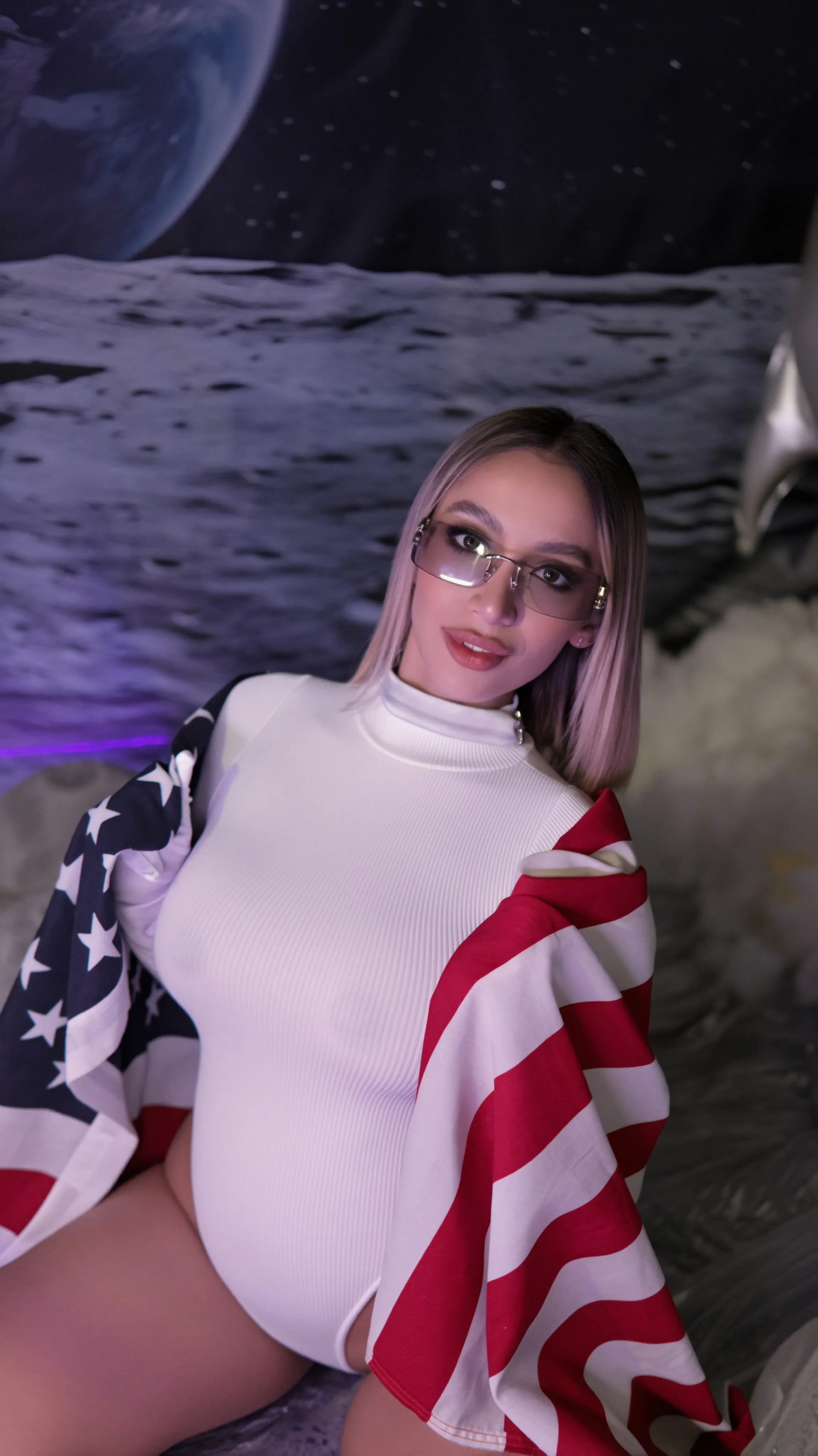 Live sex webcam photo for KasandraGarcia #8660398