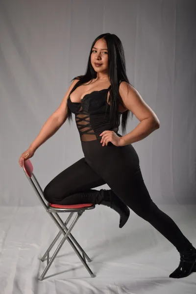 Live sex webcam photo for RachelScoott #5597910