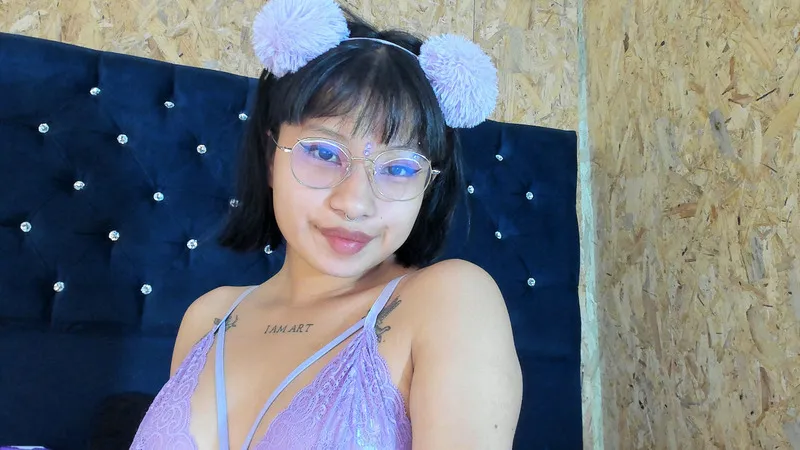 Live sex webcam photo for TINANYTORRES #3593280