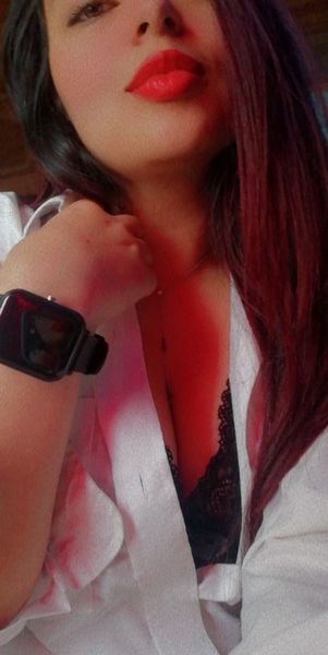 Live sex webcam photo for IsabellaBrook #3579646