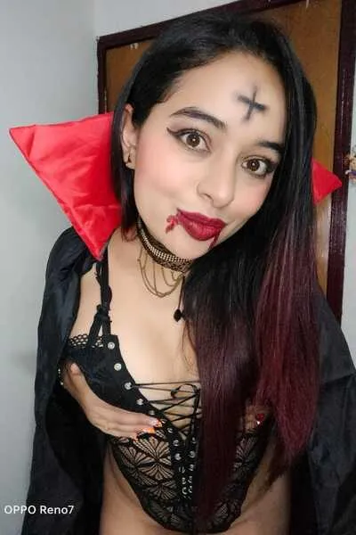 Live sex webcam photo for IsabellaBrook #3667323