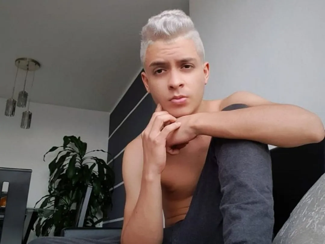 Live sex webcam photo for CoryAndZack #3472738