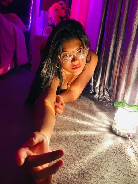 Live sex webcam photo for MiiaPetti #3481364