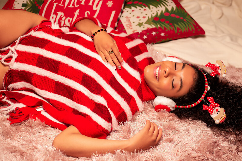 Live sex webcam photo for TharaHadid #3765493