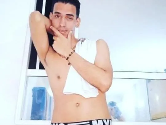 Live sex webcam photo for PARTY78 #3889114