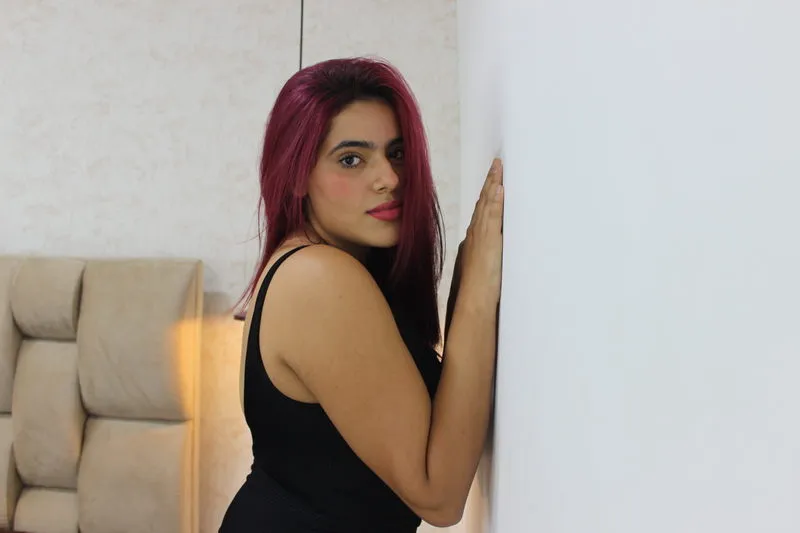 Live sex webcam photo for CarolineHarrys #3485830