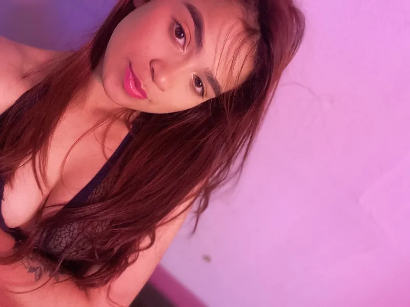 Live sex webcam photo for KarlaJonsss #3715403
