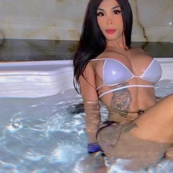 Live sex webcam photo for SweetEmmilyx #3472916