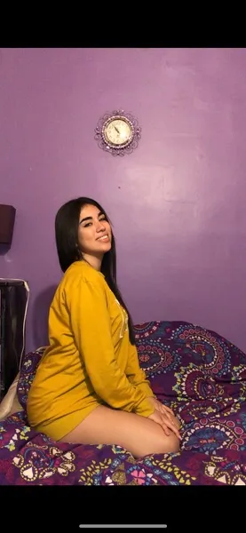 Live sex webcam photo for VioletSantoro #3501703