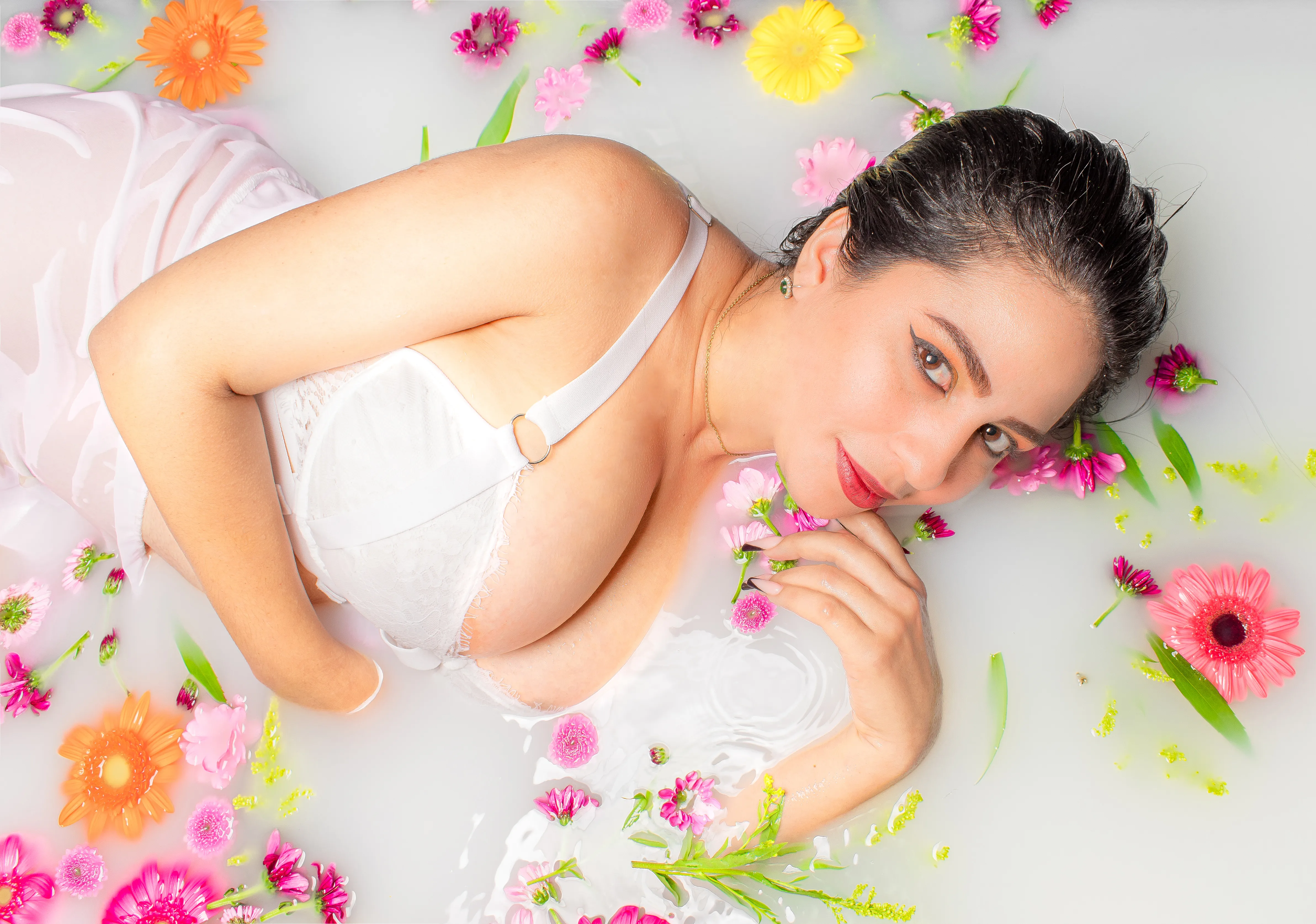 Live sex webcam photo for LauraCastaneda #7787057