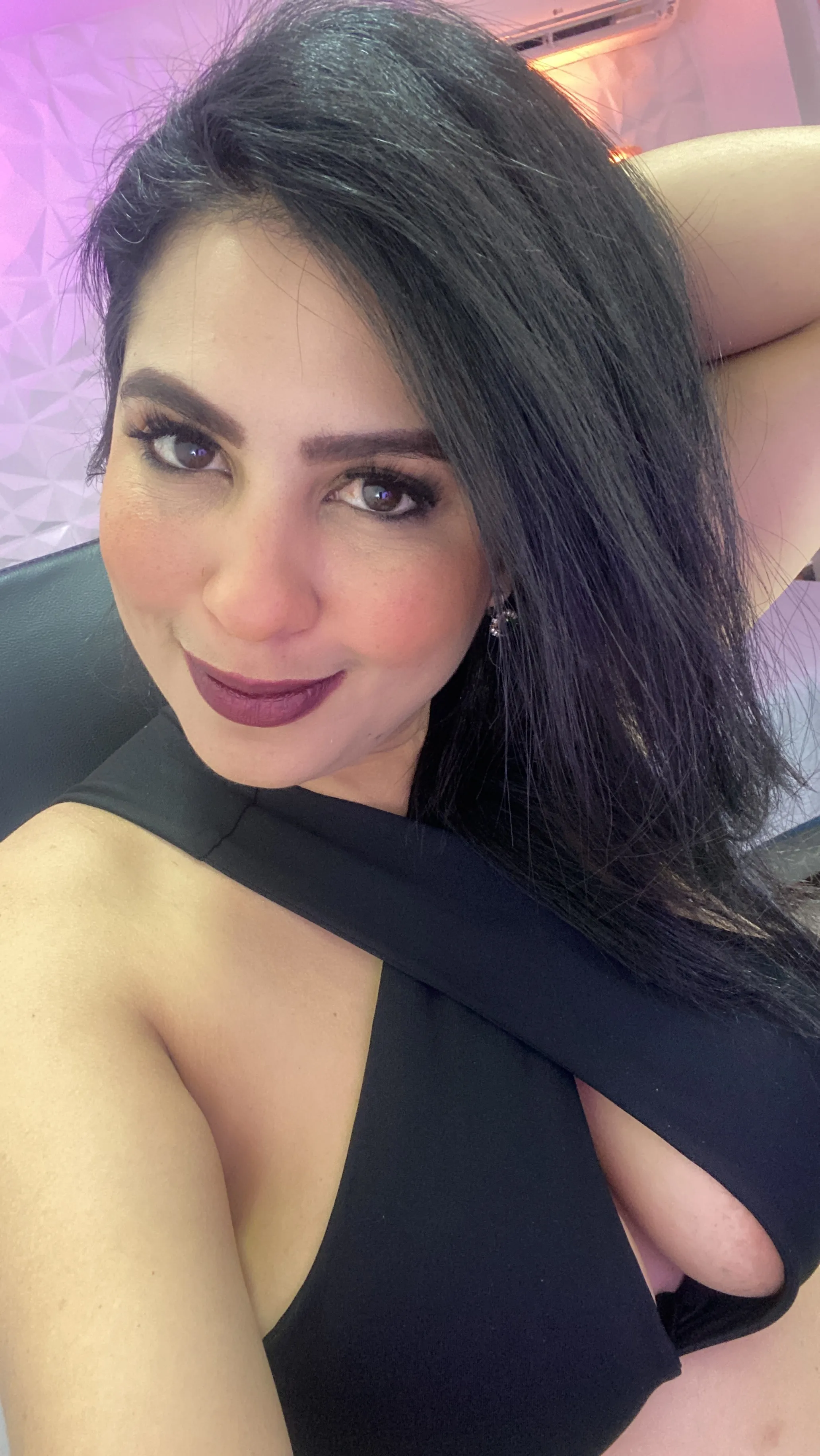 Live sex webcam photo for LauraCastaneda #7787074