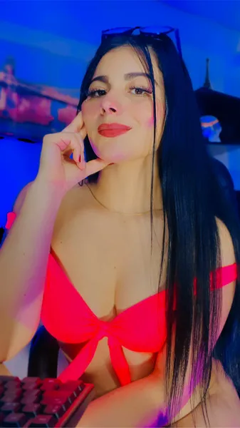 Live sex webcam photo for NatashaBlue31 #5413711