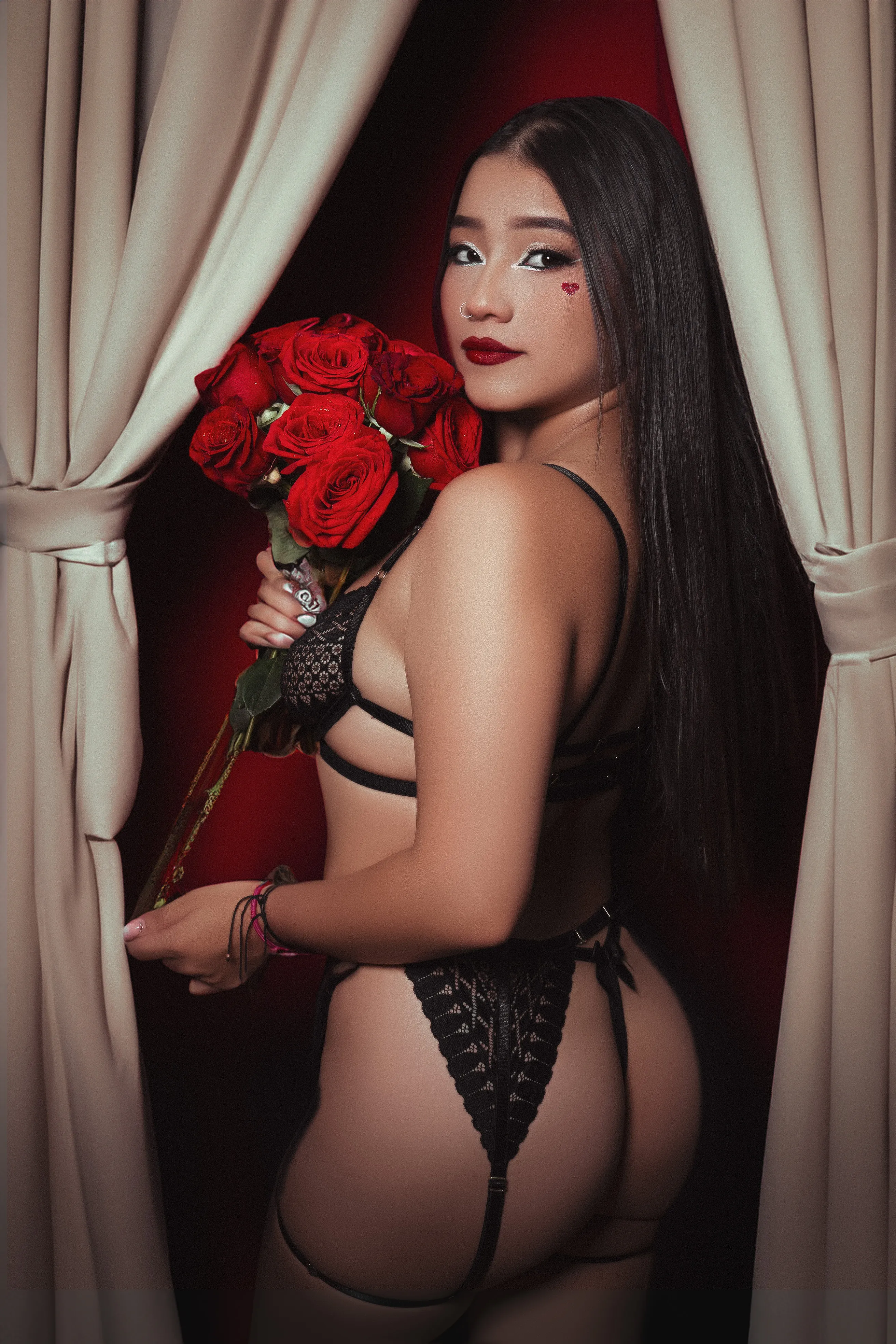 Live sex webcam photo for TinaClaytoon #7807559