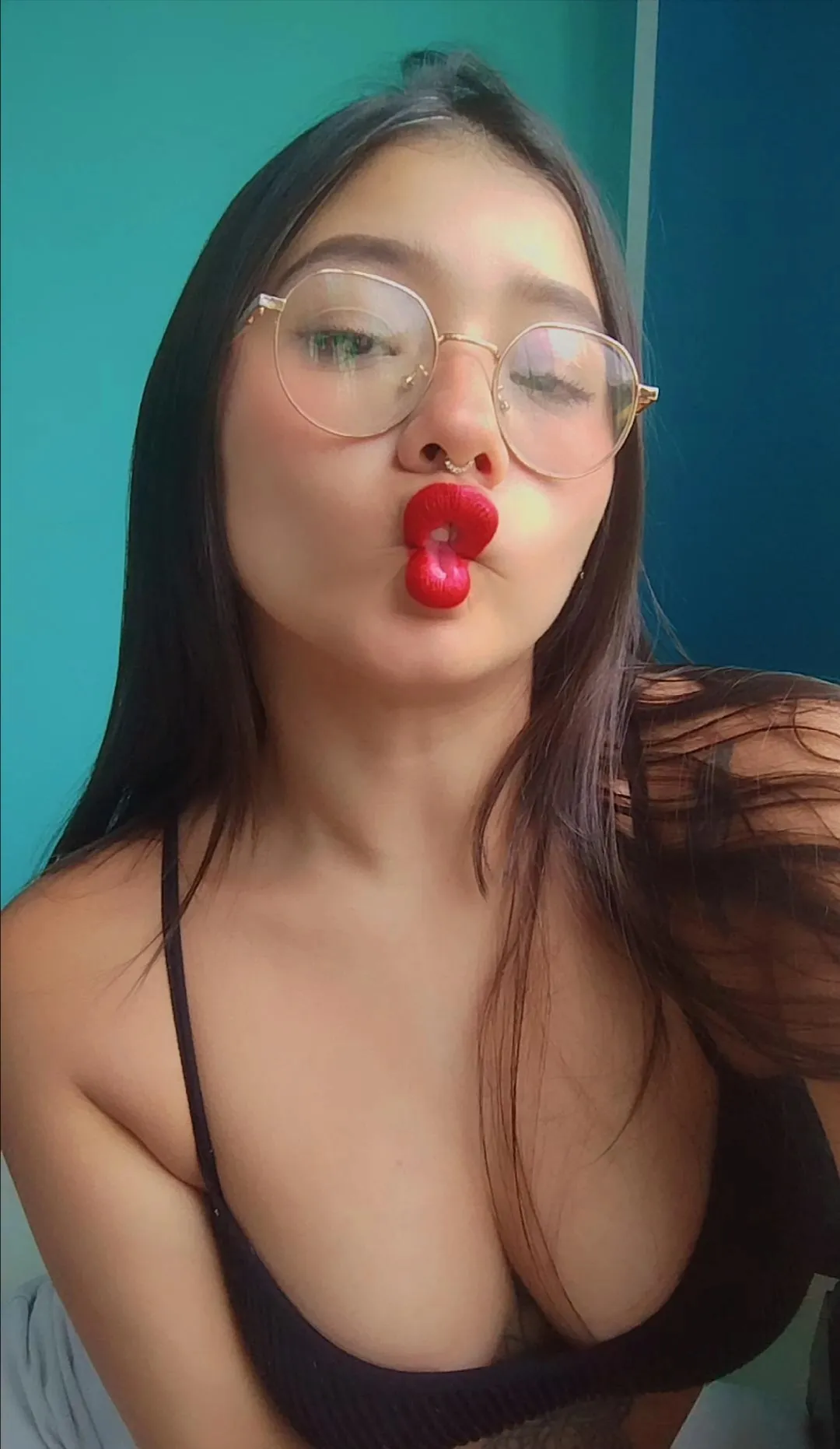 Live sex webcam photo for TinaClaytoon #8309681