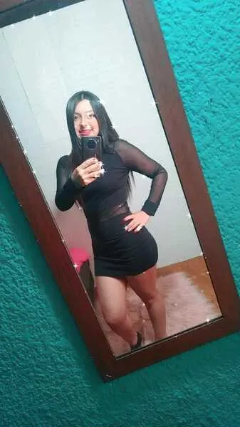 Live sex webcam photo for Abbypetite #3755301