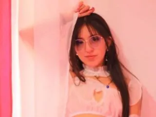 Live sex webcam photo for LilyWatson27 #6336844