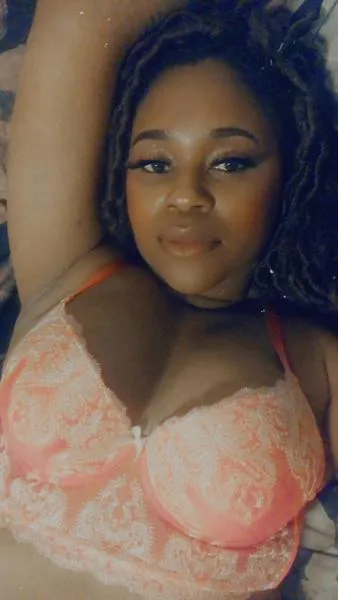 Live sex webcam photo for GoddessCamilleLondon #3498523