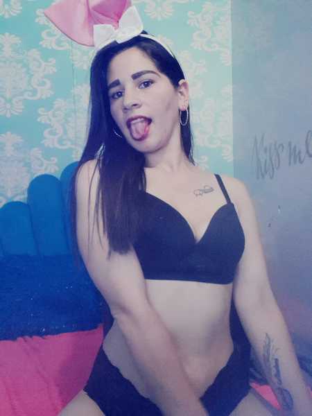 Live sex webcam photo for Alisonrox #3589963