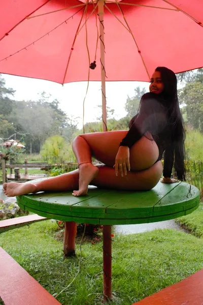 Live sex webcam photo for HeidiWills #3560090