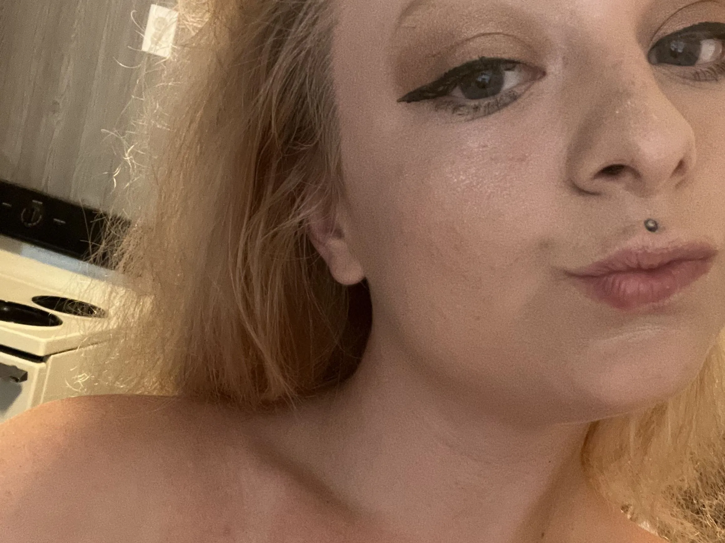 Live sex webcam photo for Sizequeen25 #3509480