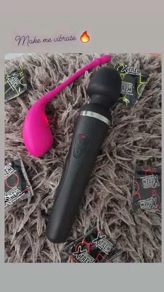 Live sex webcam photo for vanessaMoka #6095533