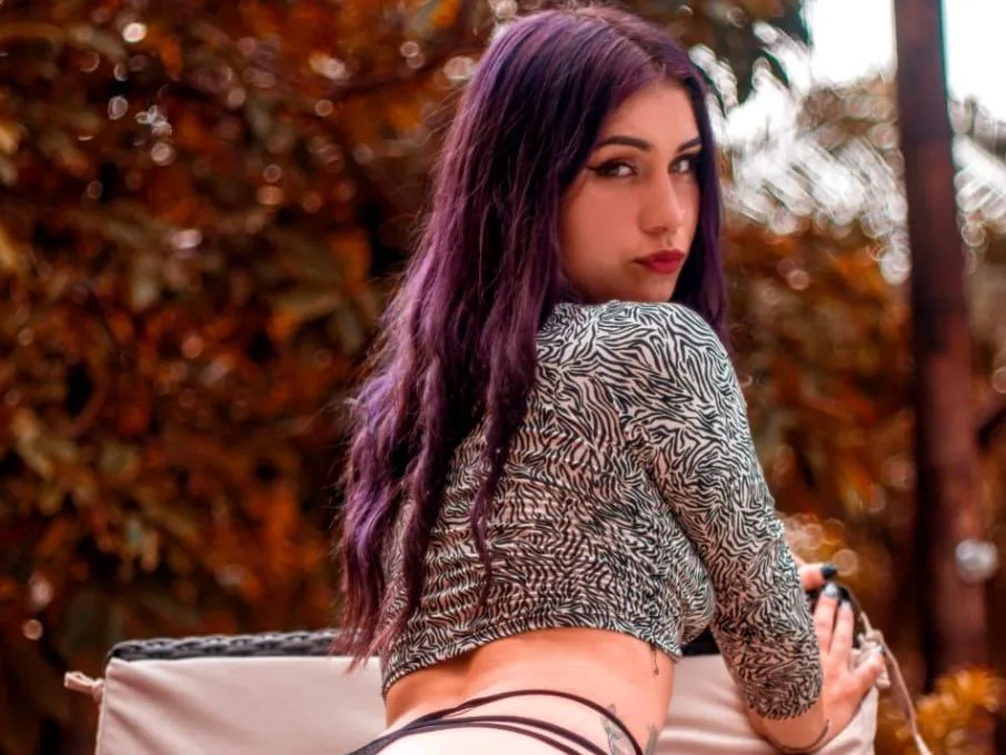 Live sex webcam photo for SamanthaMeier #3505389