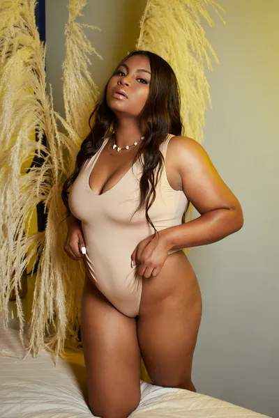 Live sex webcam photo for PaulaJames #3500710