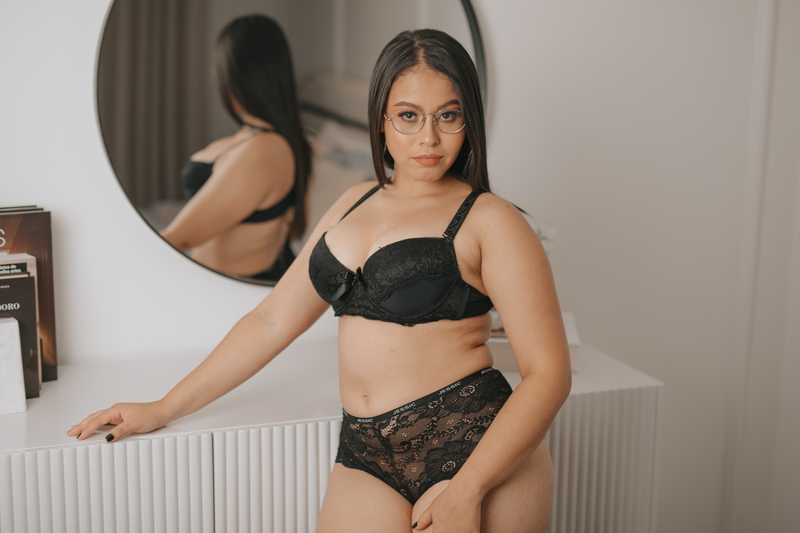 Live sex webcam photo for CarolinaSantos #3490585