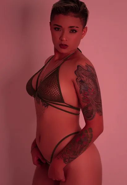 Live sex webcam photo for MiaBartton #3515304